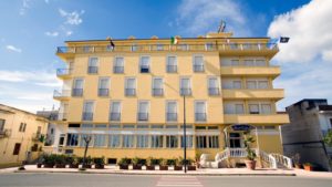 hotel-enotria-2